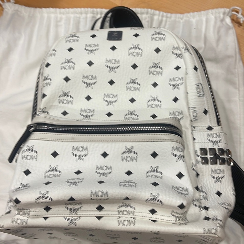 Mcm White Backpack Gem